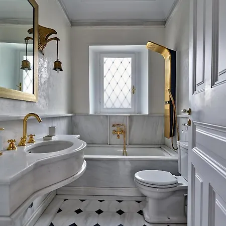 The White House In Plaka By Jj Hospitality Holiday home *