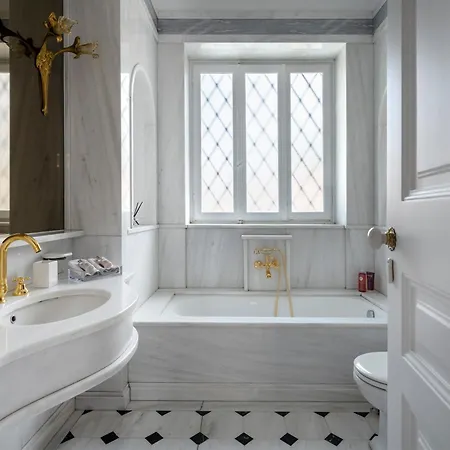 The White House In Plaka By Jj Hospitality *