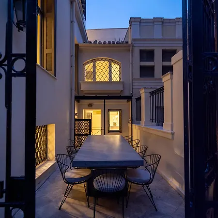 The White House In Plaka By Jj Hospitality Holiday home *
