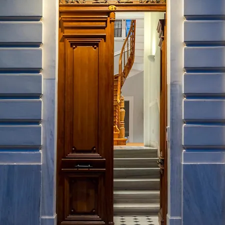 The White House In Plaka By Jj Hospitality *