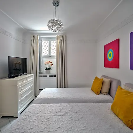 The White House In Plaka By Jj Hospitality *