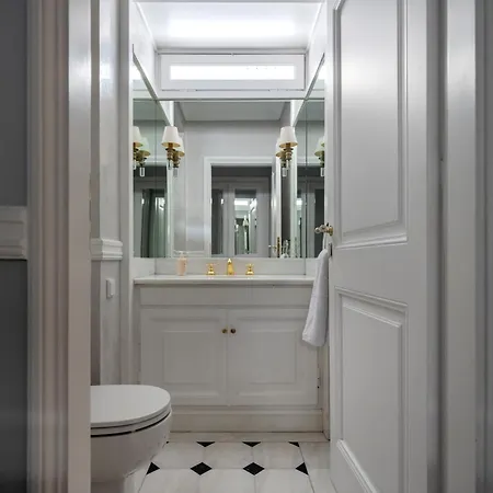 The White House In Plaka By Jj Hospitality Tatil Evi