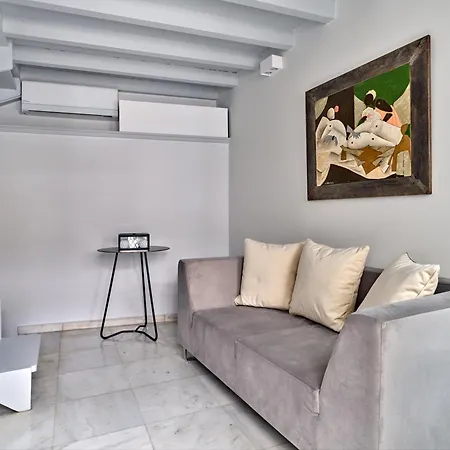 The White House In Plaka By Jj Hospitality Atina